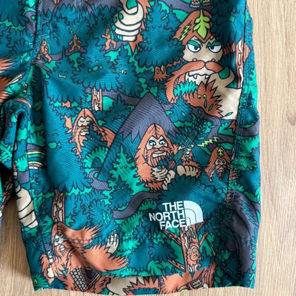 The North Face Amphibious Short Boy’s Size S (7/8) Bigfoot Green/Brown NWT - Picture 1 of 5